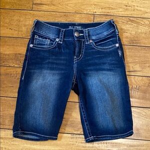 Silver Jeans suki mid Bermuda Denim Shorts